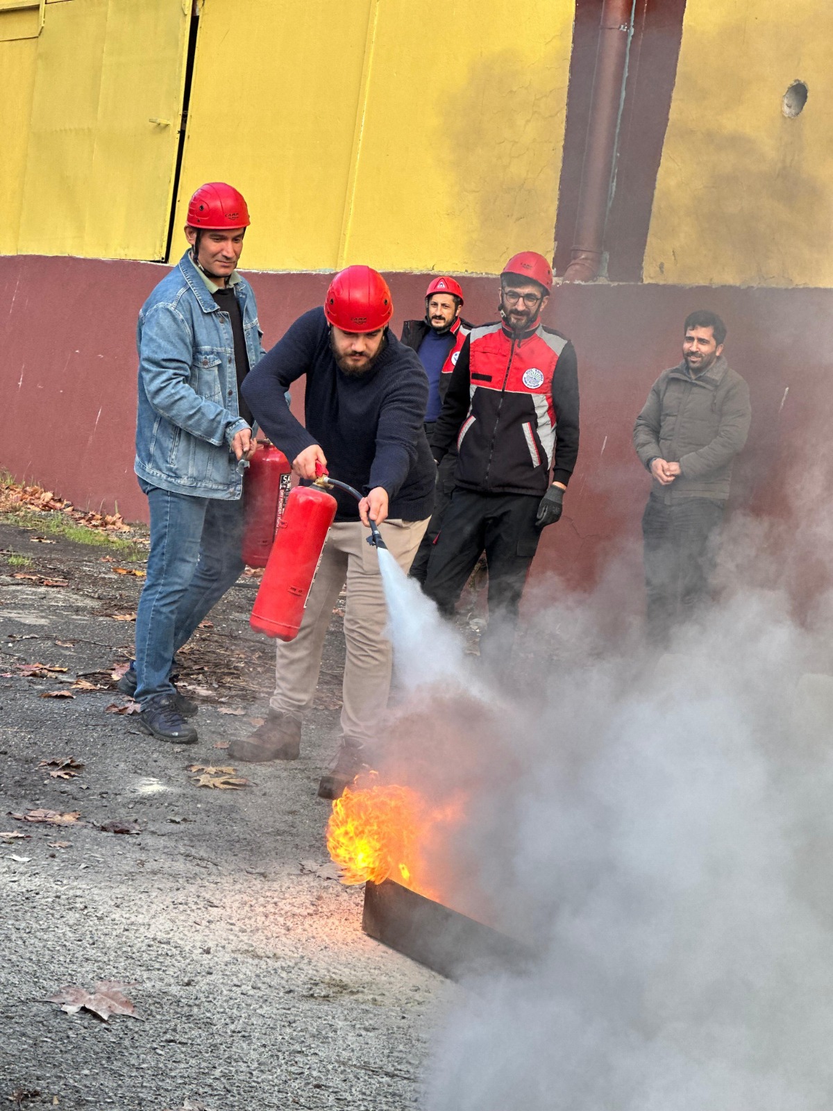 SARIYER BELEDİYESİ’NDEN </br>ÇAYKUR ÇALIŞANLARINA </br>YANGIN GÜVENLİĞİ EĞİTİMİ