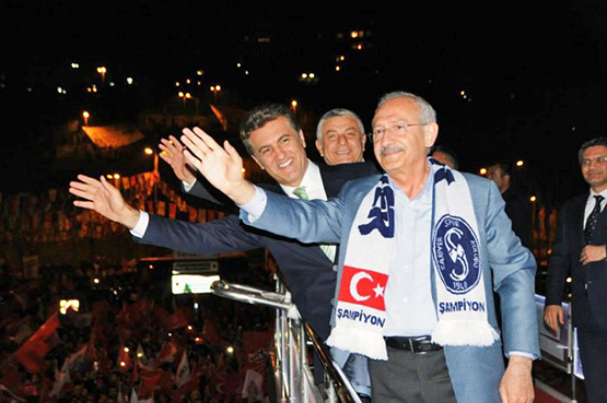 Kılıçdaroğlu ve Sarıgül Sarıyer'de Gövde Gösterisi Yaptı.