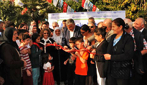 BAŞTAN AŞAĞI YENİLENEN PARK HİZMETE AÇILDI