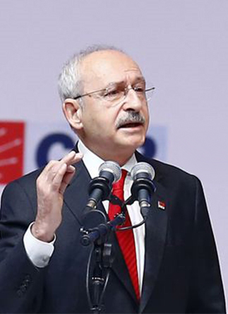 CHP'de kurultay öncesi Kemal Kılıçdaroğlu zorda! Parti fena karıştı