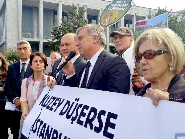 Gökan Zeybek Önderliğinde Büyük Protesto  