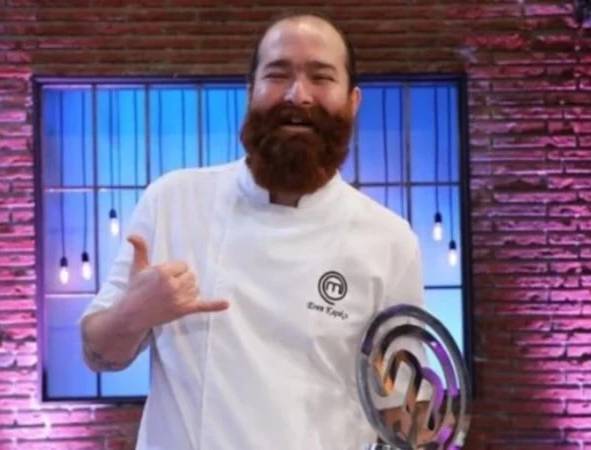 KİLYOS’TAKİ EVİNDE ÖLÜ BULUNMUŞTU!!!  </br>MASTERCHEF ŞAMPİYONU </br>EREN KAŞIKÇI’NIN ÖLÜM NEDENİ </br>ADLİ TIP SONRASI KESİNLEŞECEK!!!