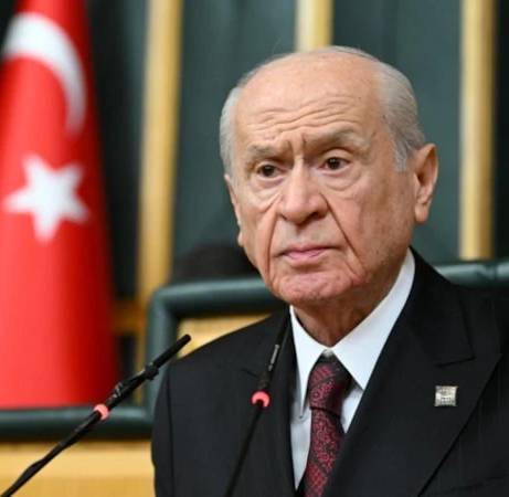 MHP BÜYÜK KURULTAYA GİDİYOR </br>4 AY SONRAYA TARİH VERİLDİ
