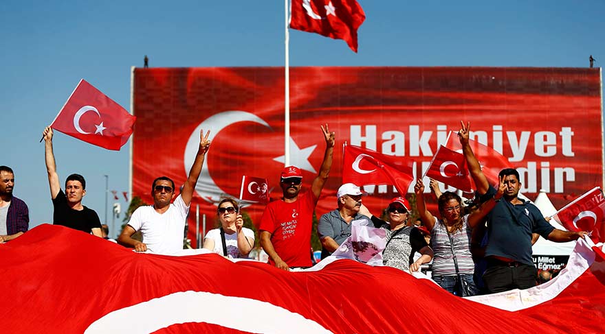 CHP Sarıyer'den Miting Çıkarması