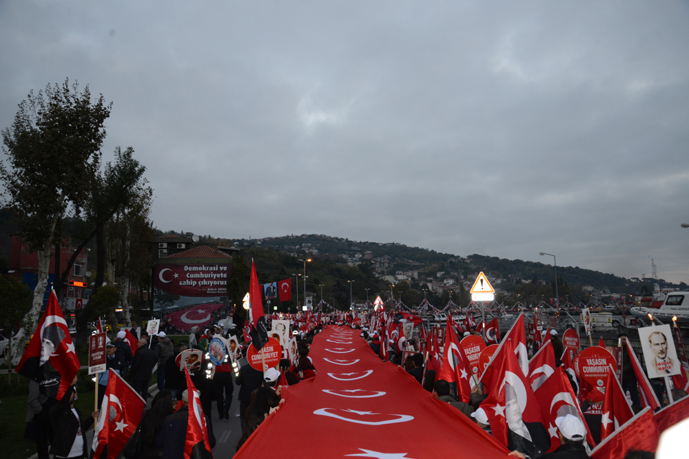 93. Yılında Cumhuriyet Ateşi Sarıyer'de