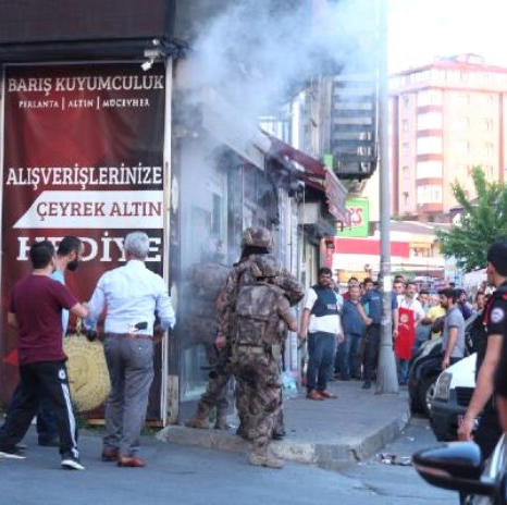 Sarıyer'de Alarmı Çalan Kuyumcuda Özel Harekat Operasyonu