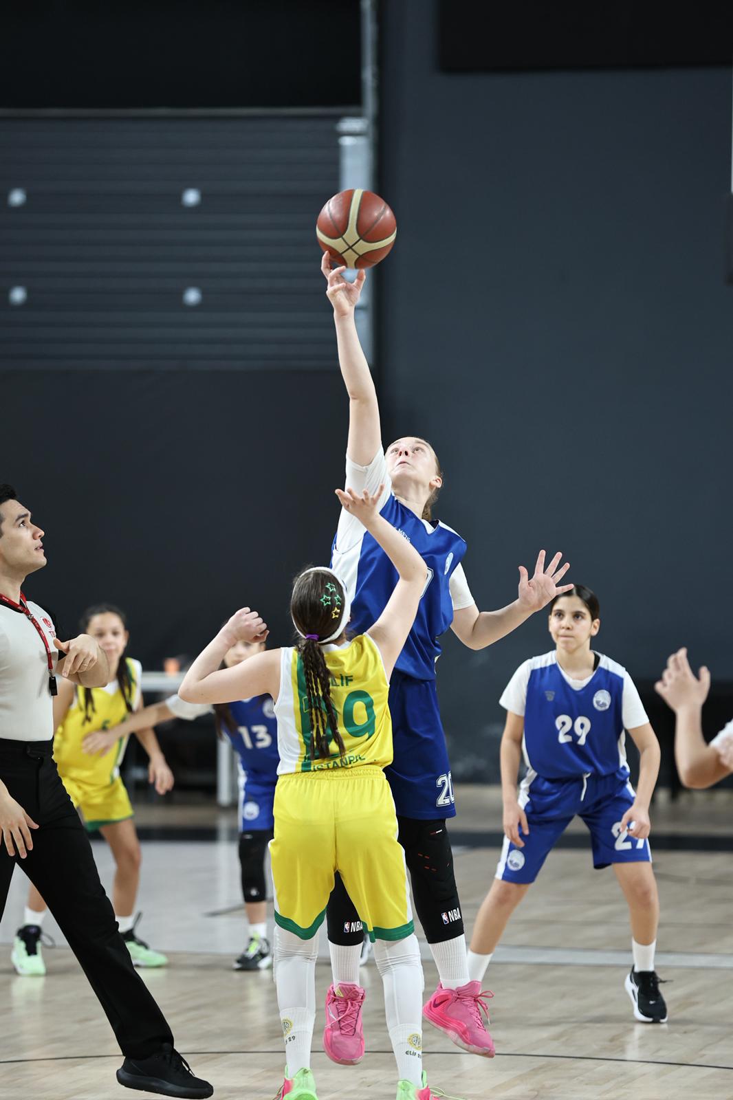 SARIYER’İN MİNİK DEVLERİNDEN </br>FARKLI GALİBİYET