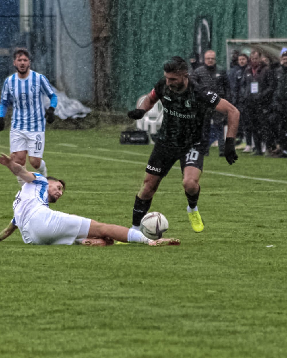 SARIYER </br>NAMAĞLUP LİDERİ </br>4-1 DEVİRDİ!