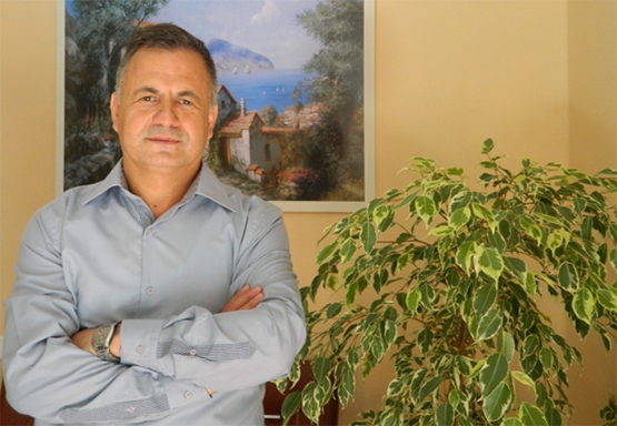 CHP Sarıyer İlçe Başkanı Mehmet Deniz, </br>“Sarıyer erken genel seçime hazır” dedi.