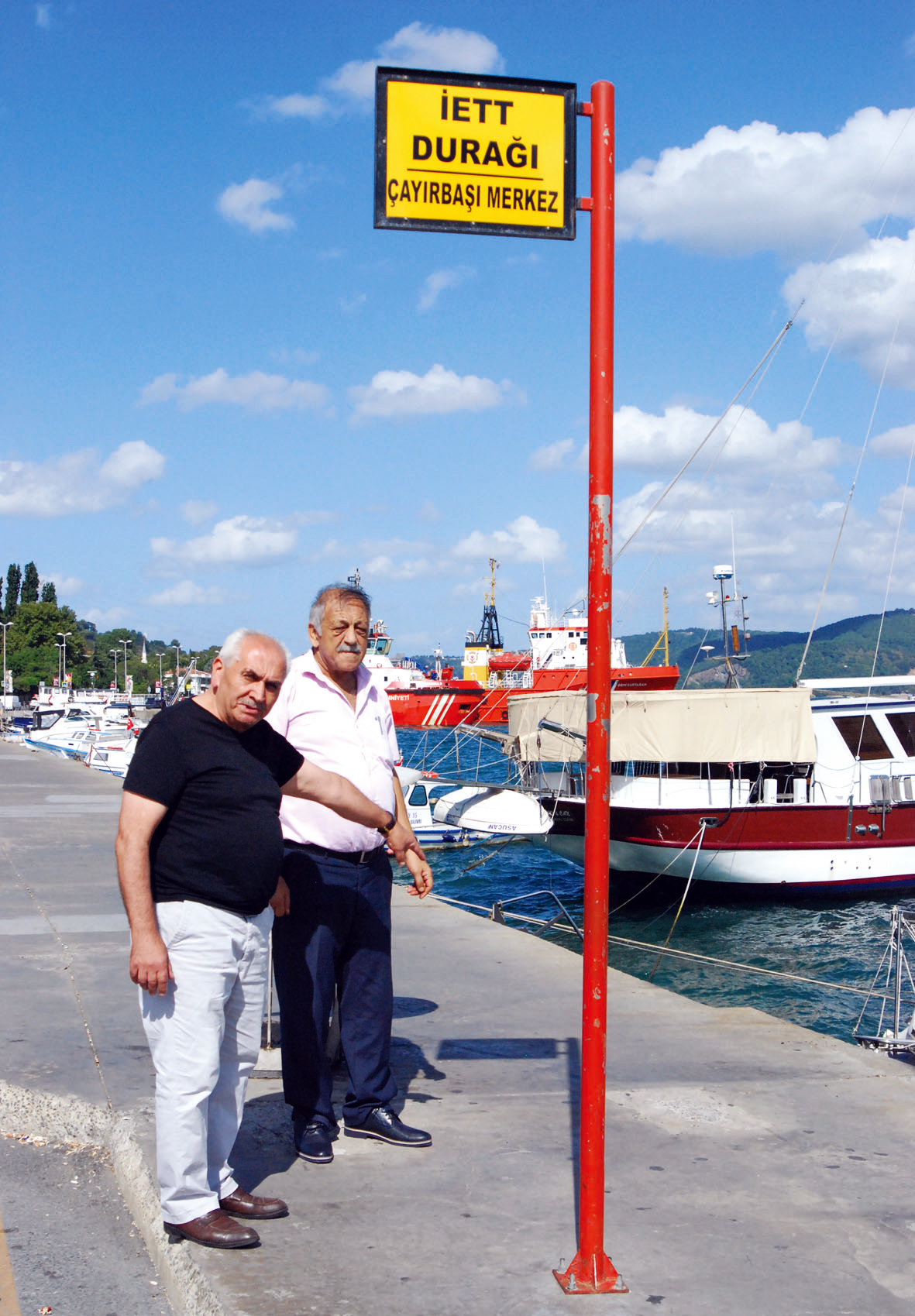 Çayırbaşı Mahallesi Muhtarı Bektaş İETT ve İBB’yi eleştirdi