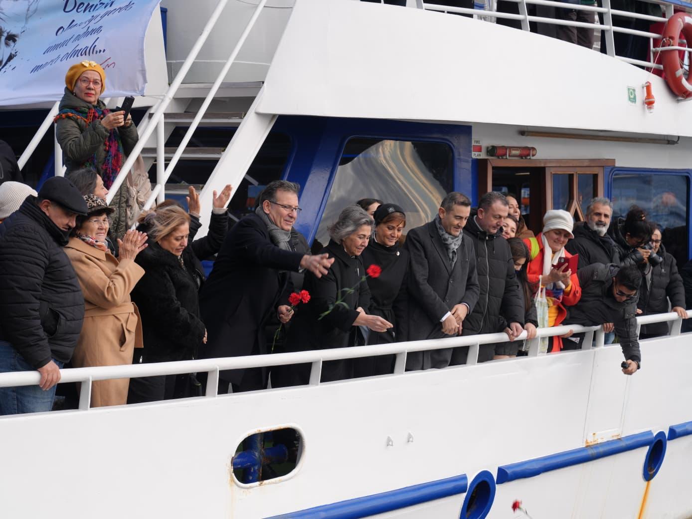 NÂZIM HİKMET, SARIYER’DE </br>ÖZGÜRLÜK YOLCULUĞUNA ÇIKTIĞI </br>KIYIDA ANILDI