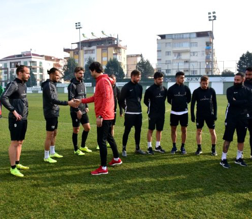 SARIYER'İN RAKİBİ MANİSA'DA CİHAT ARSLAN İLK ANTRENMANA ÇIKTI