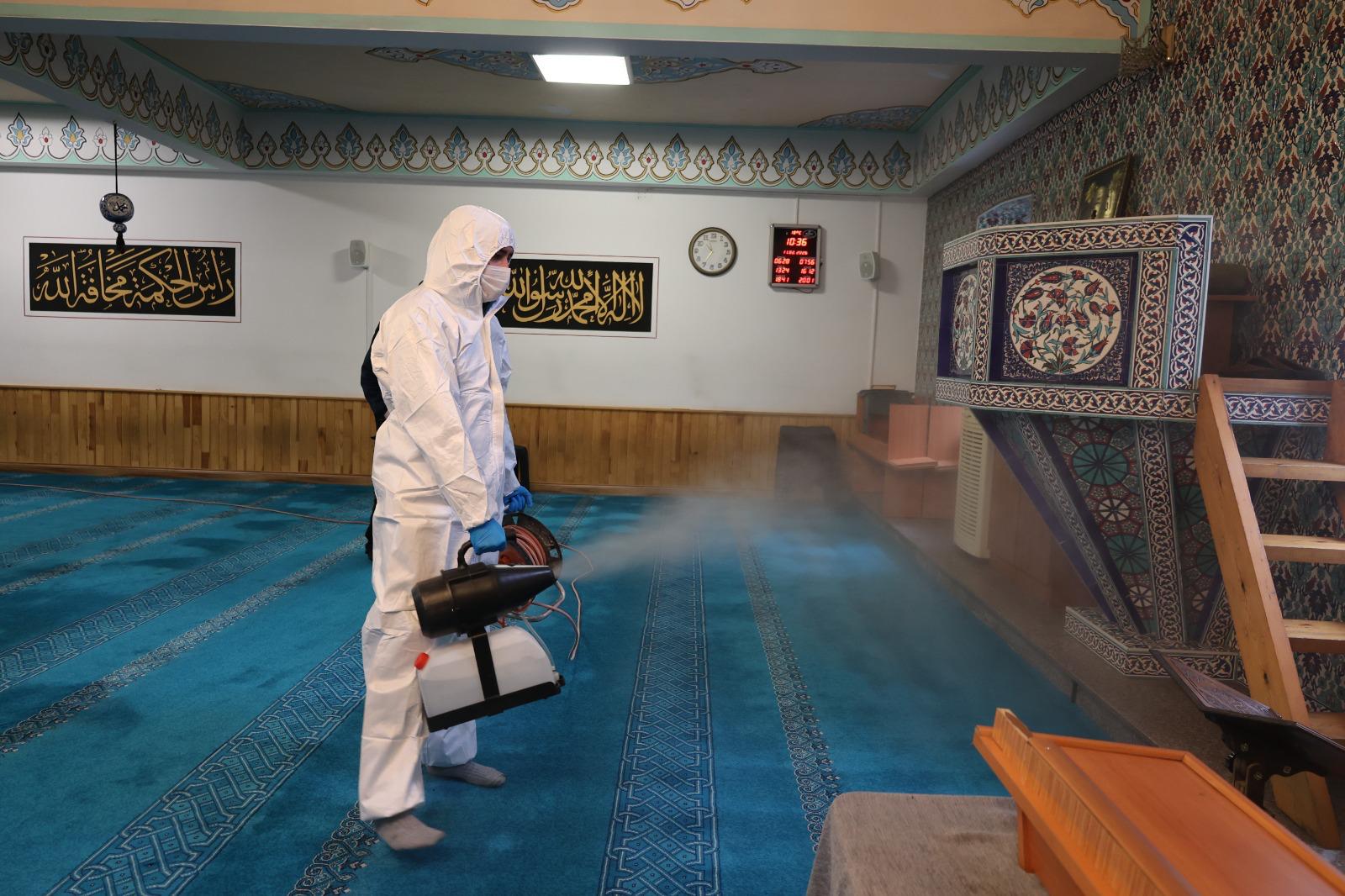 SARIYER BELEDİYESİ’NDEN </br>RAMAZAN ÖNCESİ İBADETHANELERDE </br>YOĞUN TEMİZLİK VE DEZENFEKTE ÇALIŞMASI