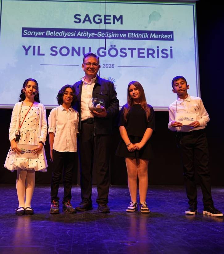 SAGEM YILSONU GÖSTERİSİ </br>İZLEYENLERİ BÜYÜLEDİ