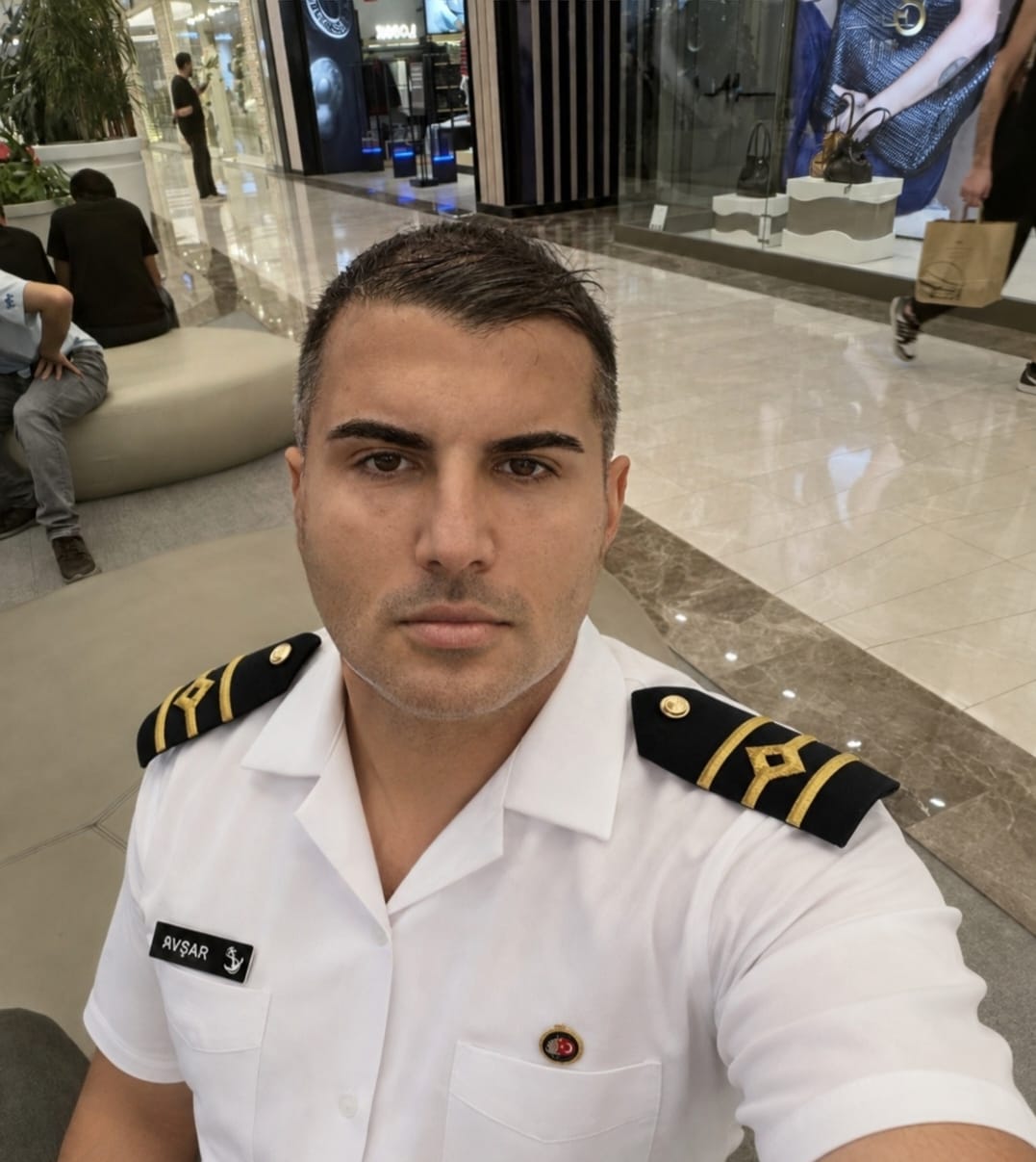 DENİZ UZMANI </br>KAPTAN ŞAHİN AVŞAR AÇIKLADI: </br>FİLO JET NEDEN BATTI?