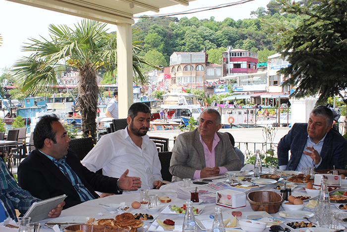 Sarıyer Spor Kulübü’nden <p/>Şükrü Genç’e teşekkür kahvaltısı