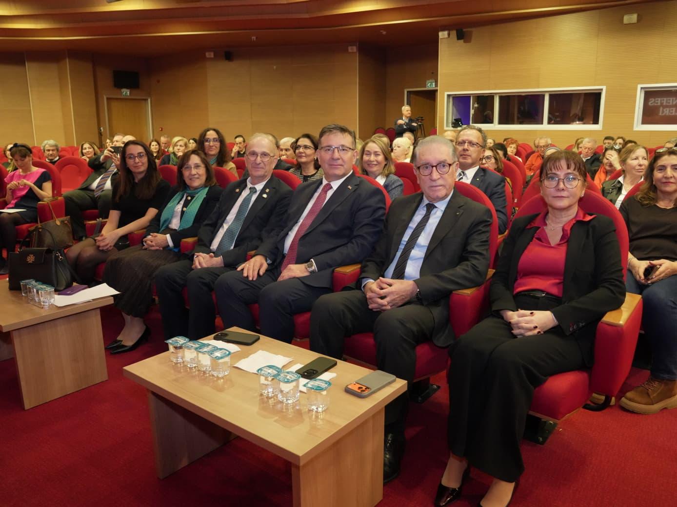 SARIYER BELEDİYESİ EV SAHİPLİĞİNDE </br>2026 KADINA NEFES ÖDÜLLERİ </br>SAHİPLERİNİ BULDU