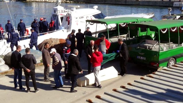 İSTİNYE'DEN DENİZE AÇILAN YAT SİLİVRİ'DE YANDI!!! 2 ÖLÜ, 3 YARALI